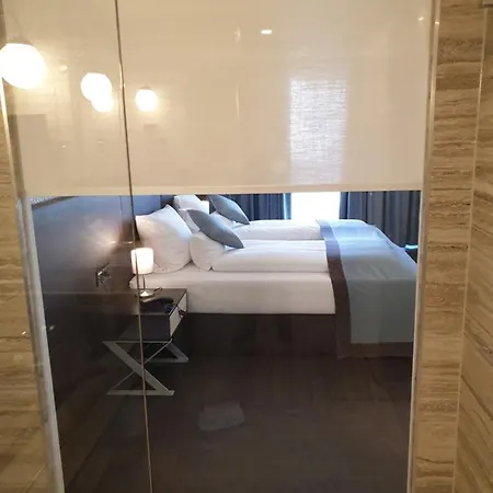 Trip Conference & 4* וצלאר