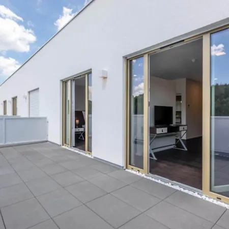 Trip Conference & 4*