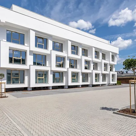 Trip Conference & וצלאר