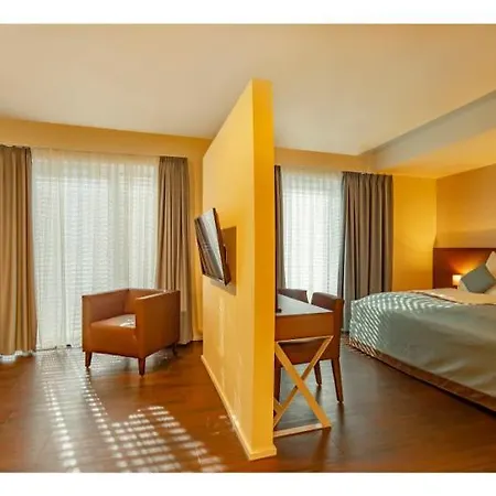 Trip Conference & 4*